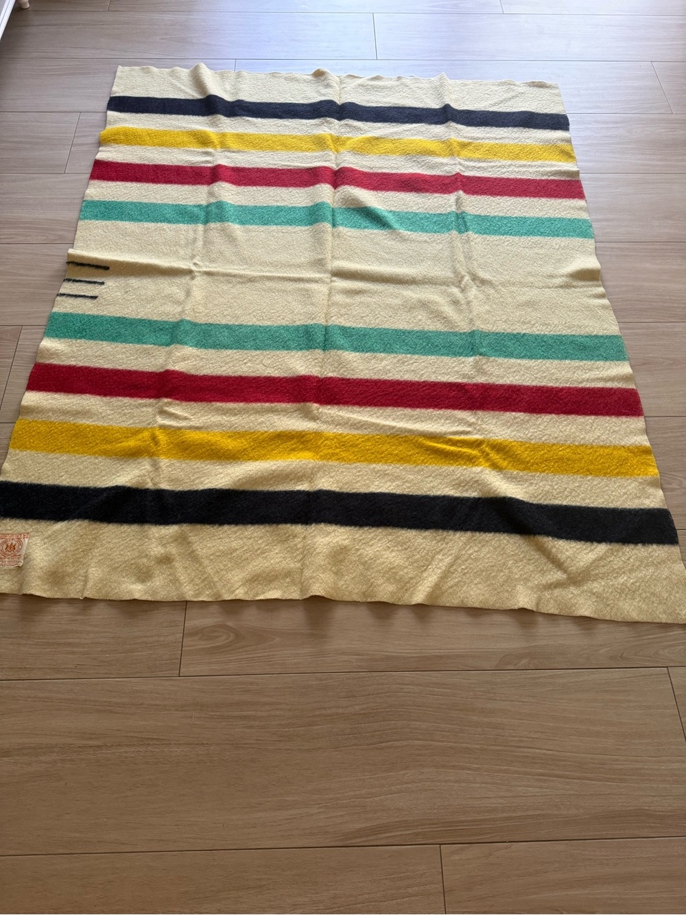 Hudson's Bay Orange Label 3-1/2 Point Blanket - Cream Wool Throw - 62” X 76”